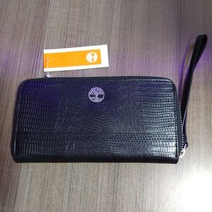 Timberland women's leather RFID zip around wallet